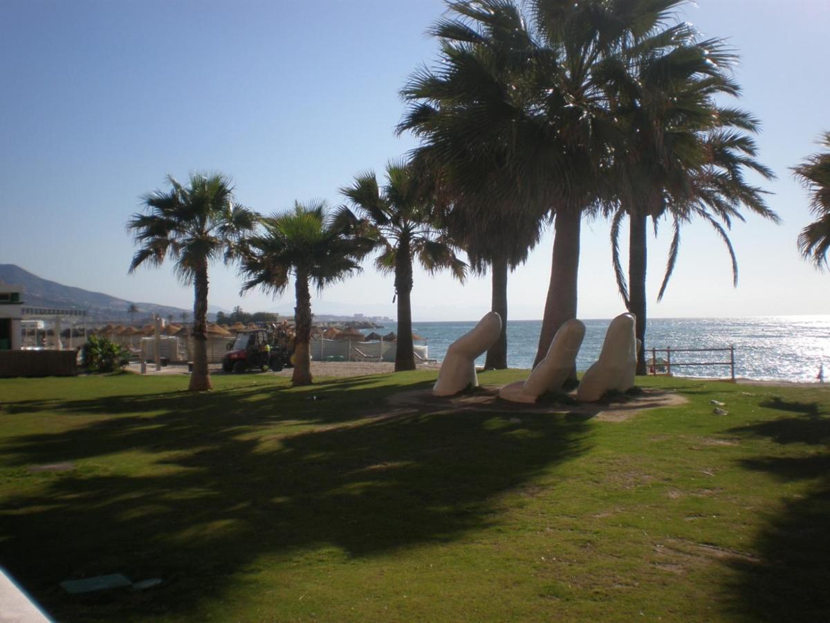 פואנגירולה Atico Primera Linea Marina Beach מראה חיצוני תמונה